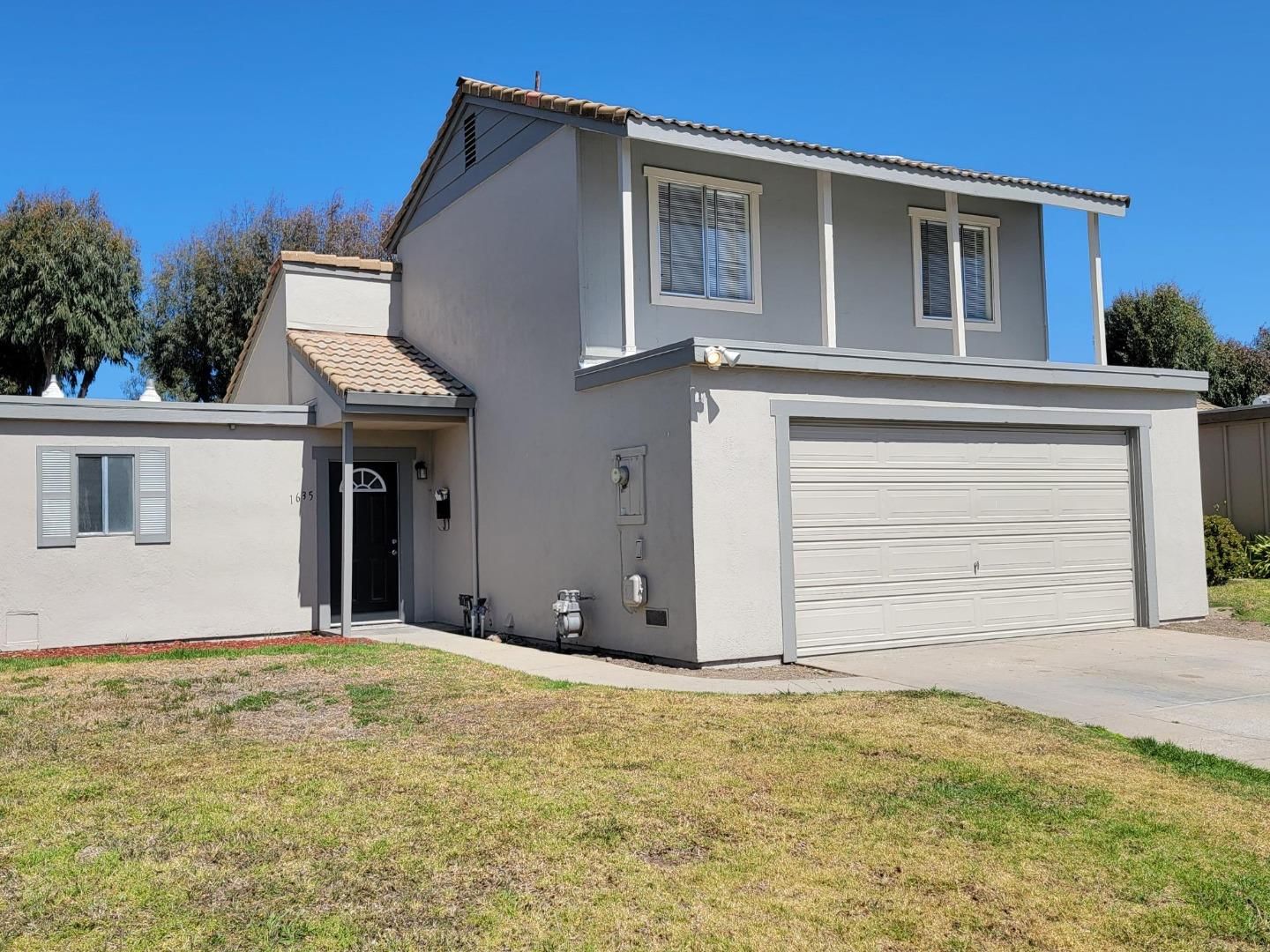 MLS Listing Photo 1