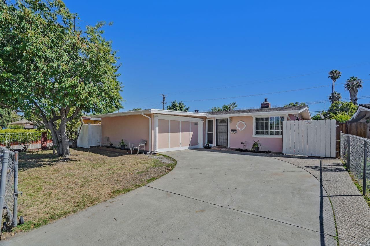 Listing Photo 1