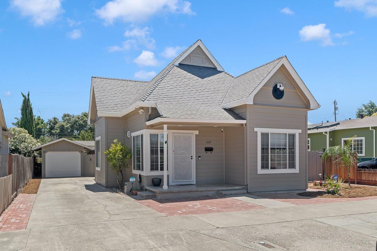Listing Photo 1