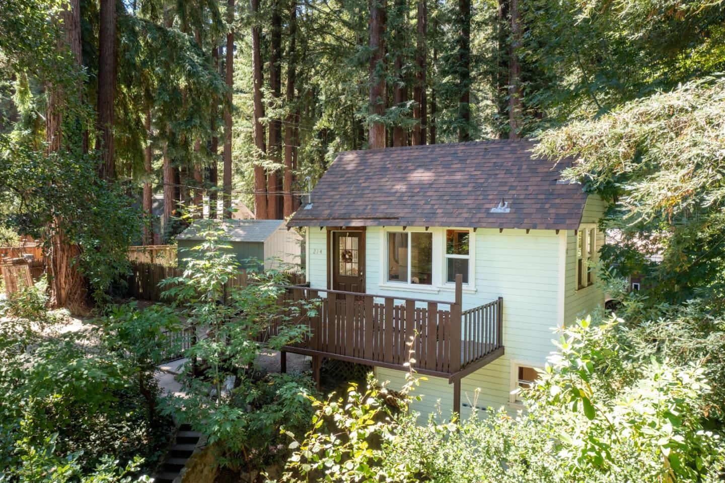 Listing Photo 1
