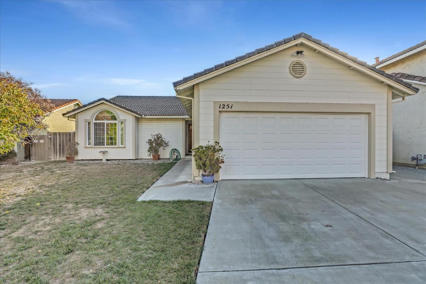 Listing Photo 1
