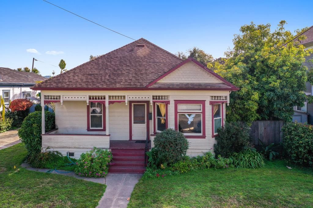MLS Listing Photo 1