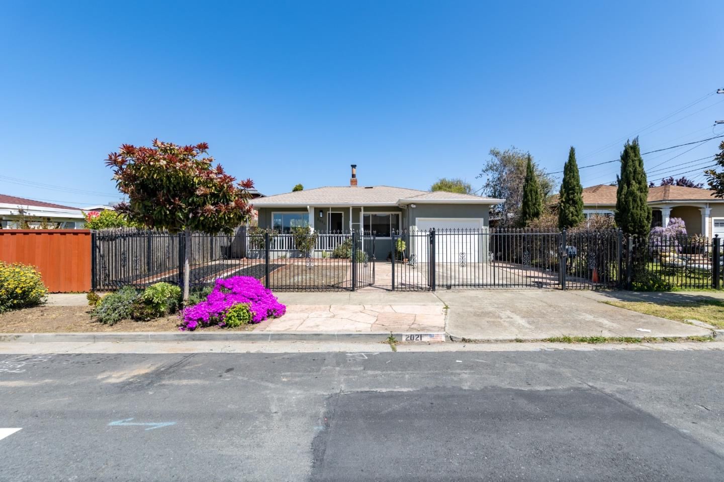 Listing Photo 1
