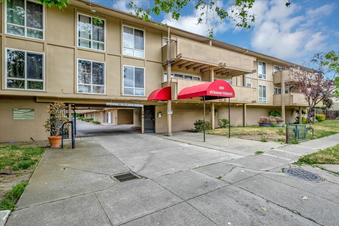 Listing Photo 1