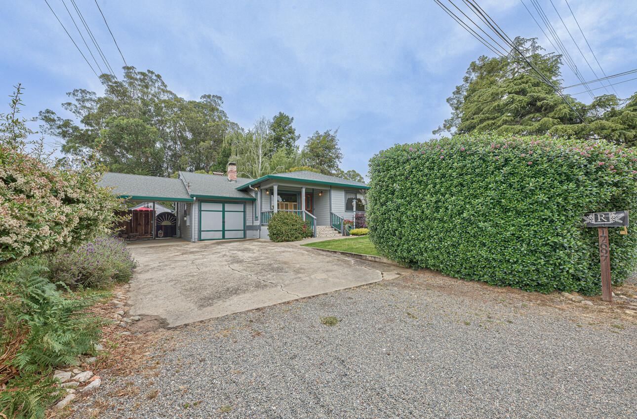 Listing Photo 1