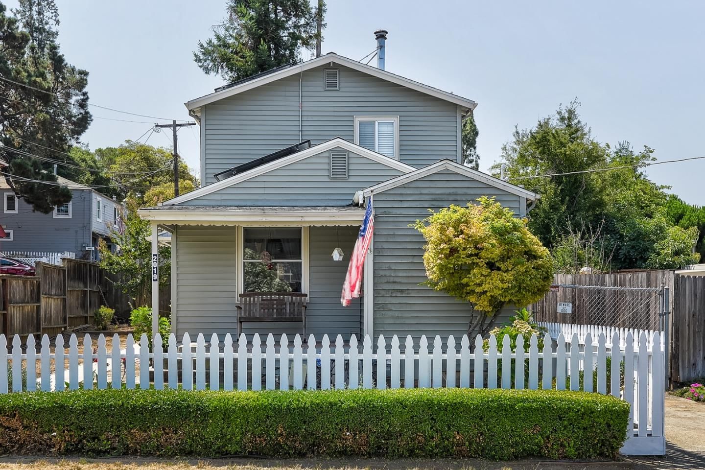 Listing Photo 1