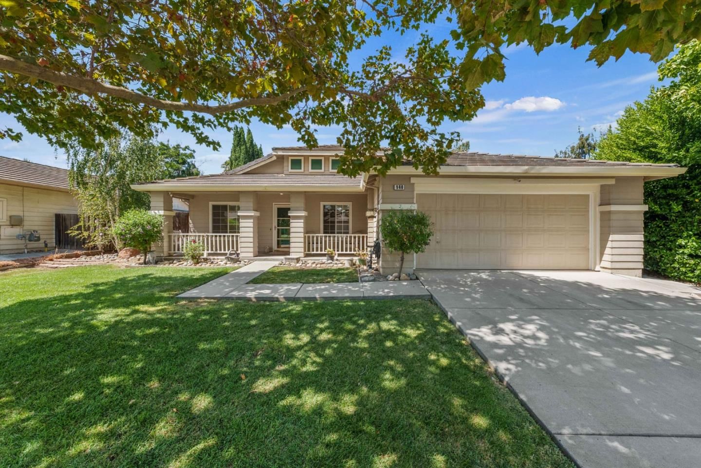 Listing Photo 1