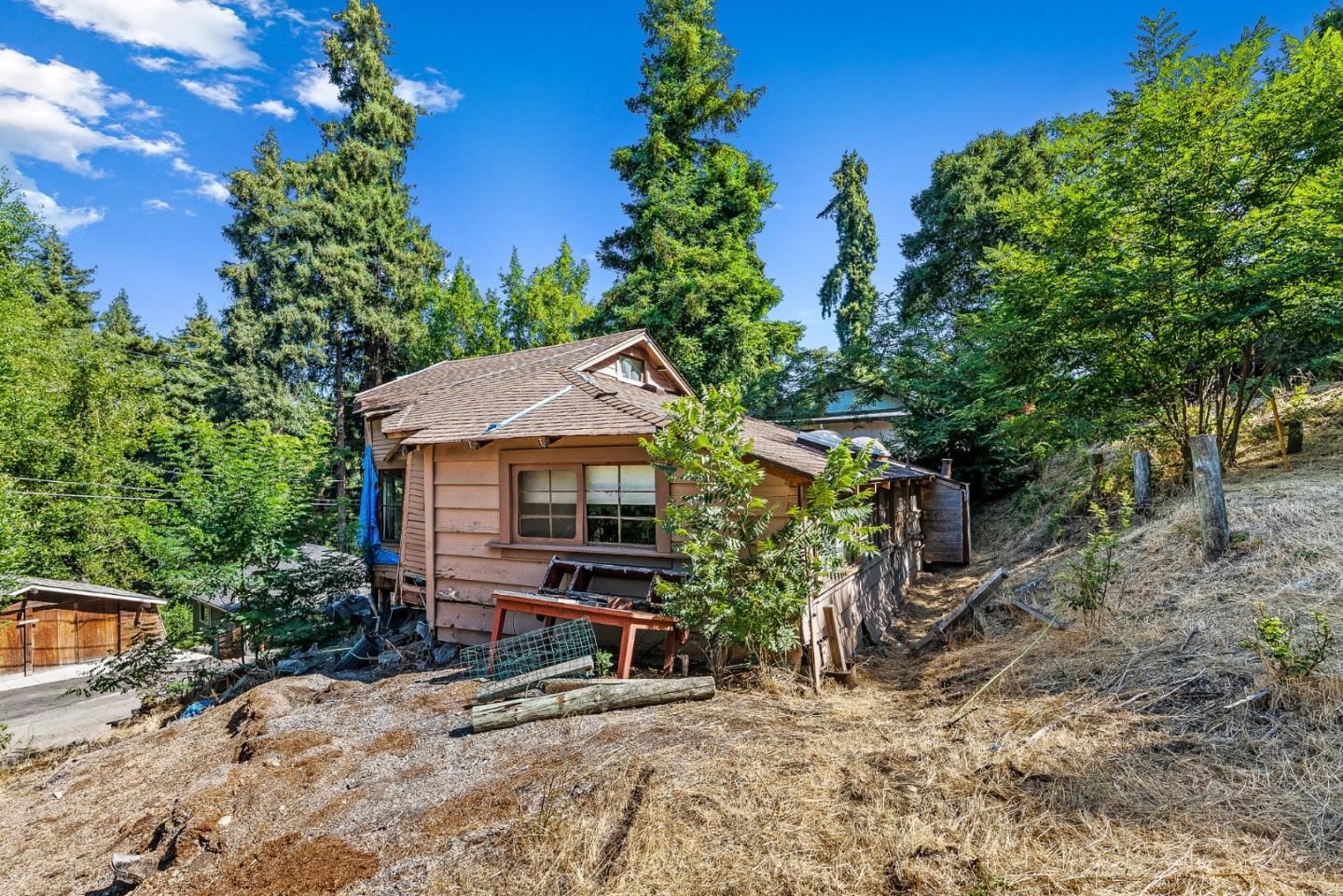 Listing Photo 1