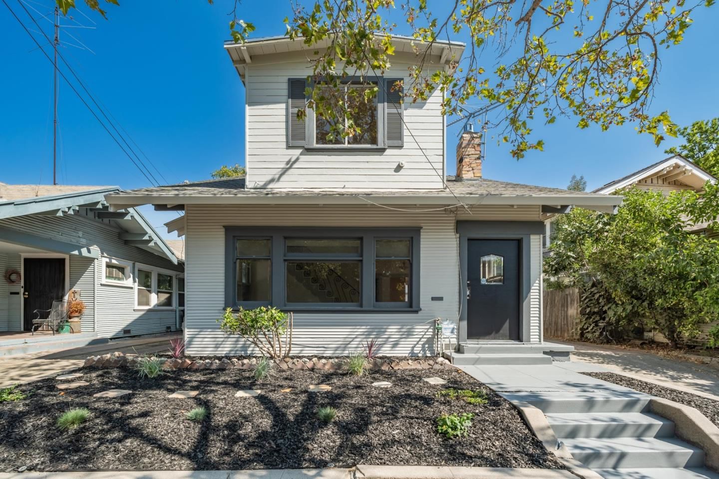 MLS Listing Photo 1