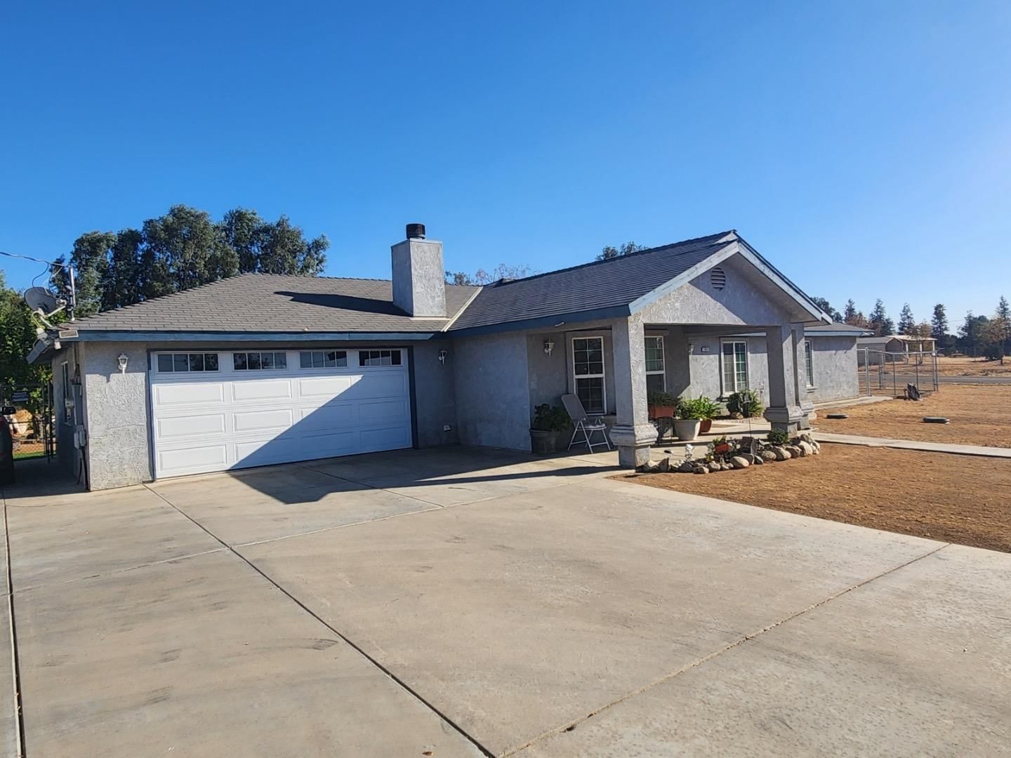 MLS Listing Photo 1