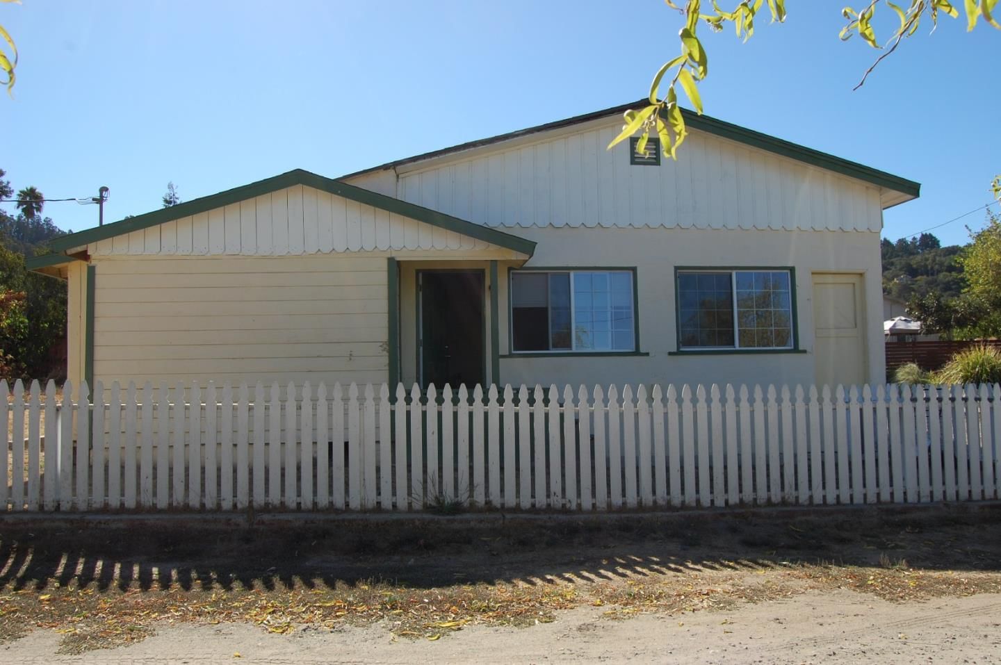 Listing Photo 1