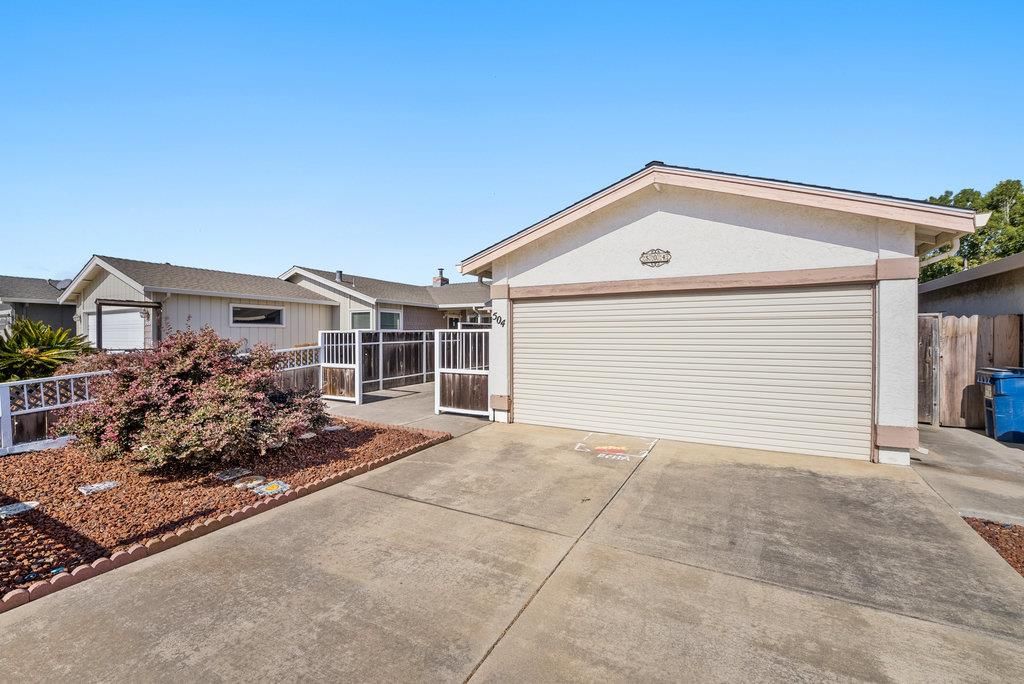 Listing Photo 1