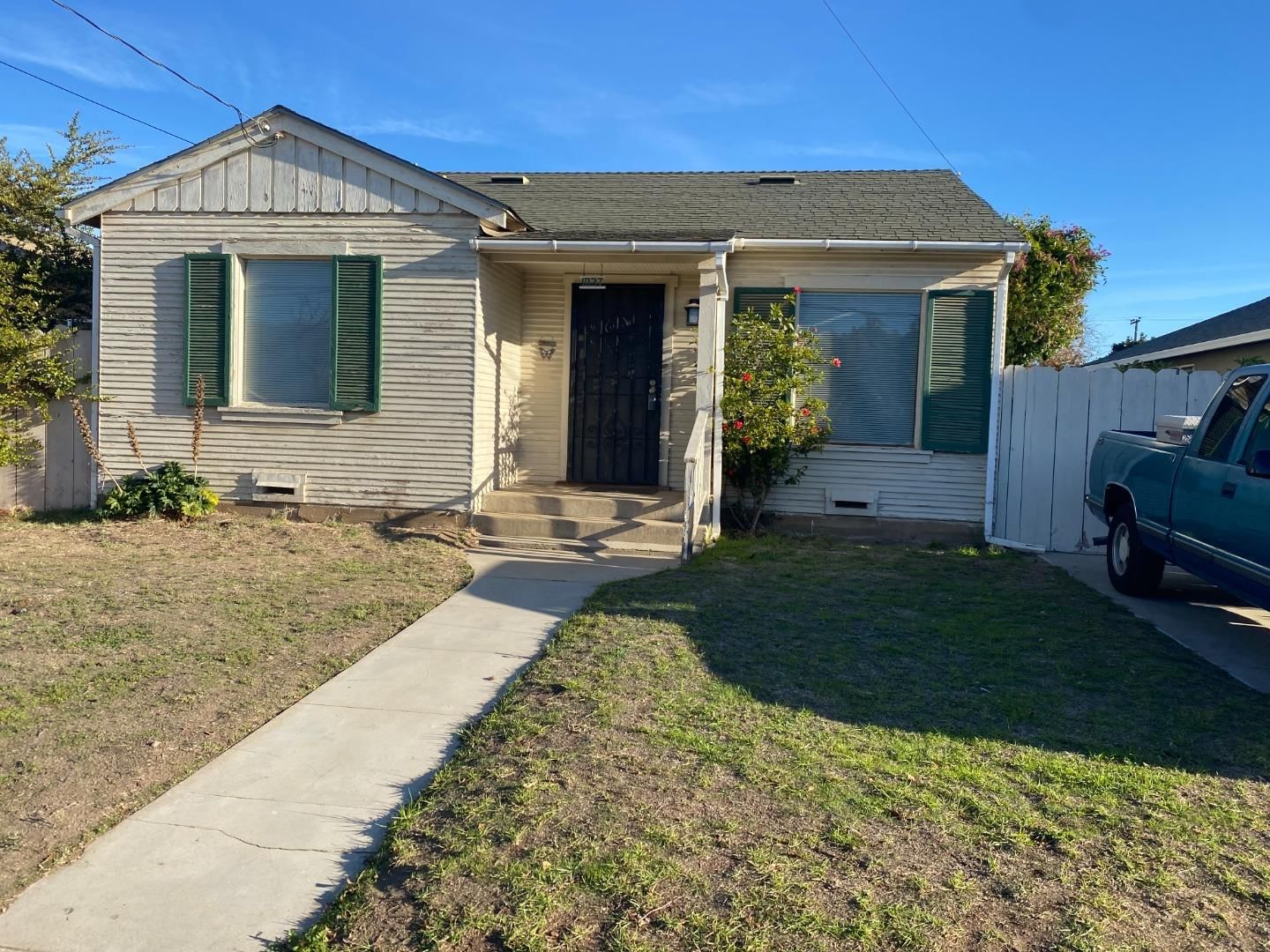 Listing Photo 1