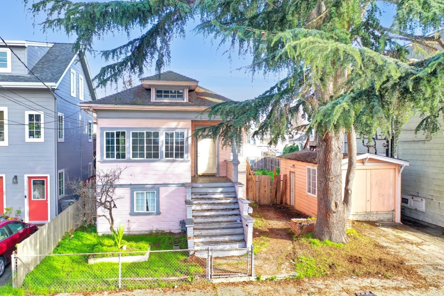 Listing Photo 1
