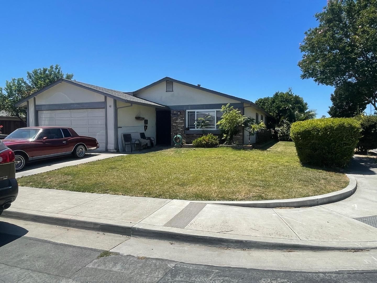 Listing Photo 1