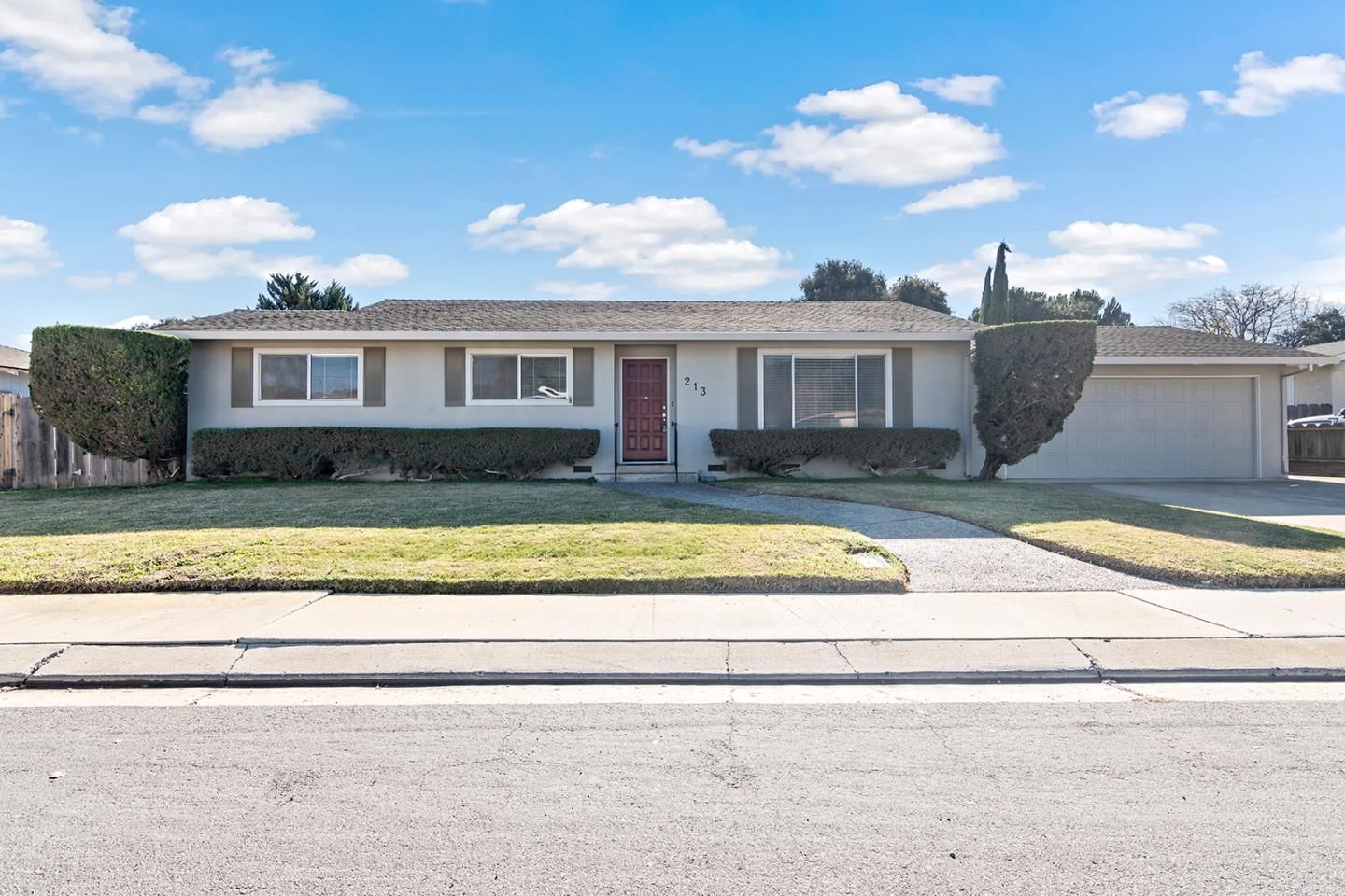 MLS Listing Photo 1