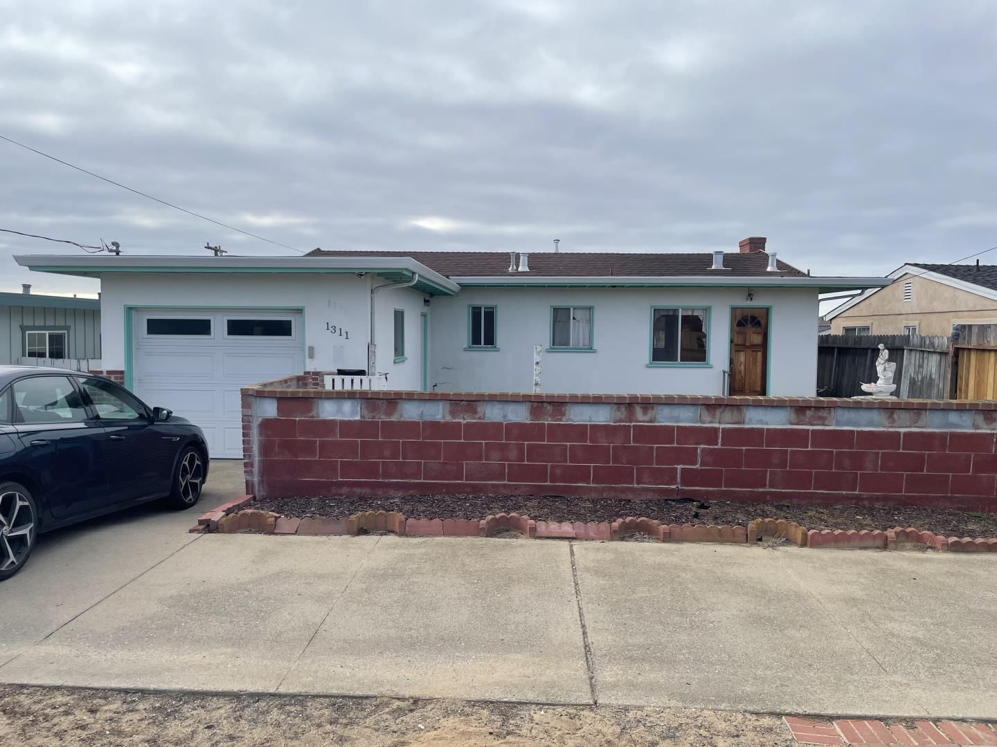 MLS Listing Photo 1
