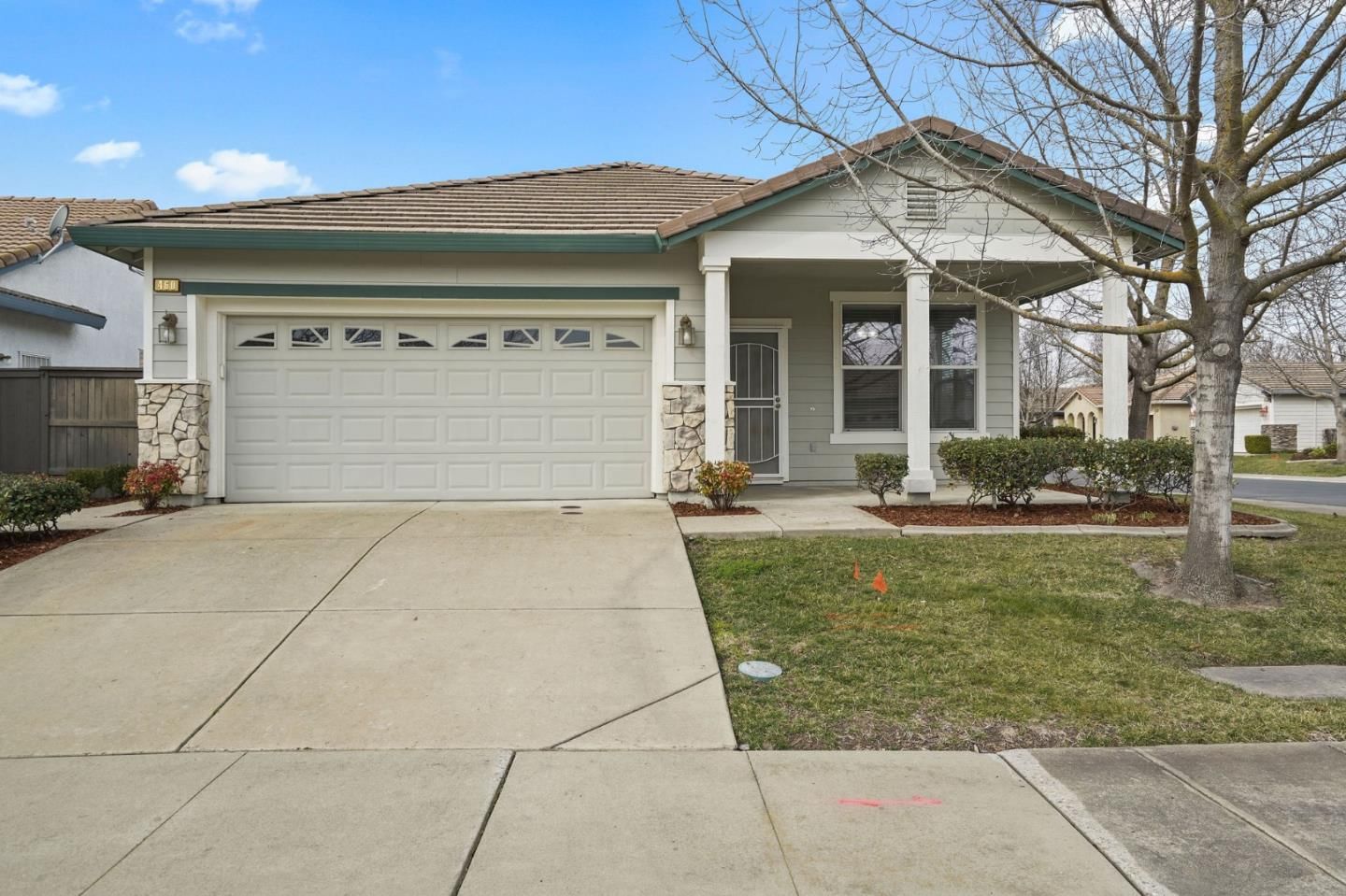 Listing Photo 1