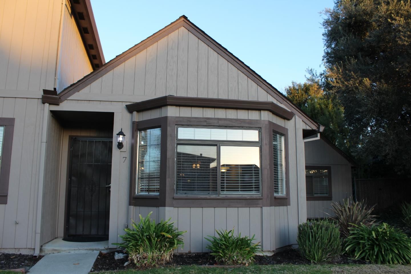 Listing Photo 1