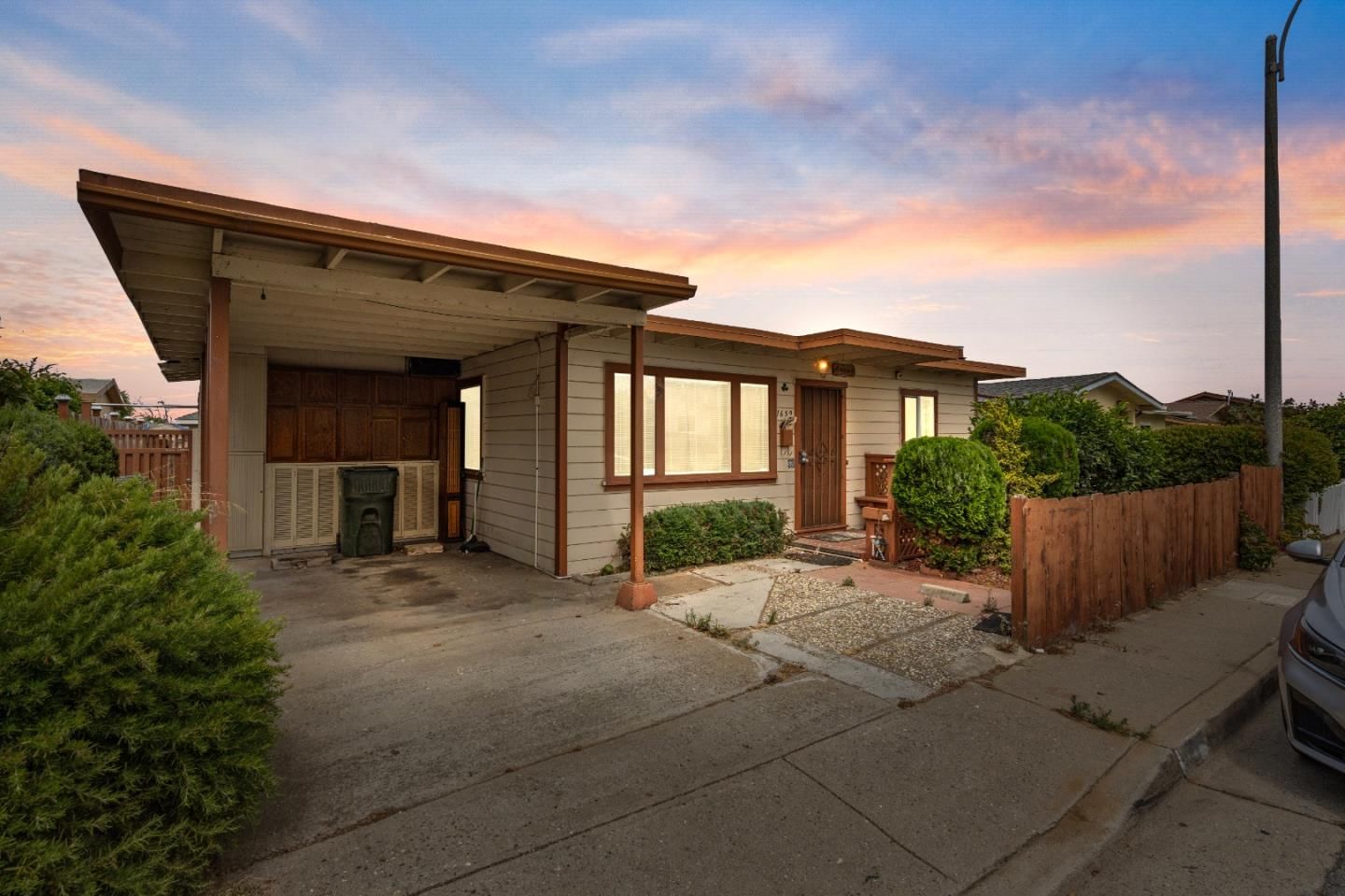 Listing Photo 1