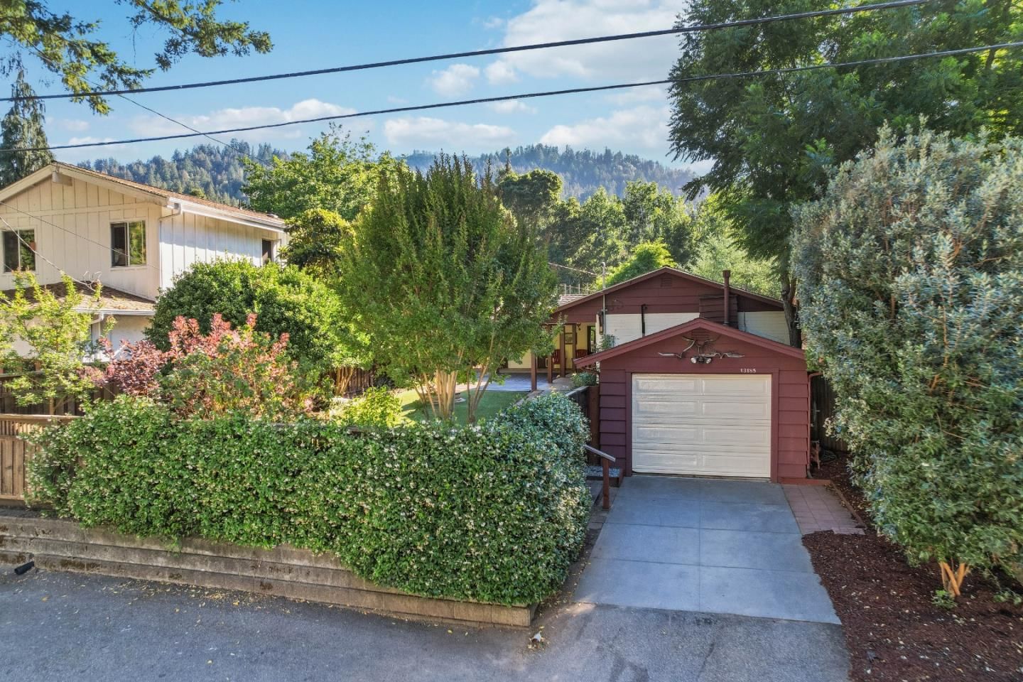Listing Photo 1