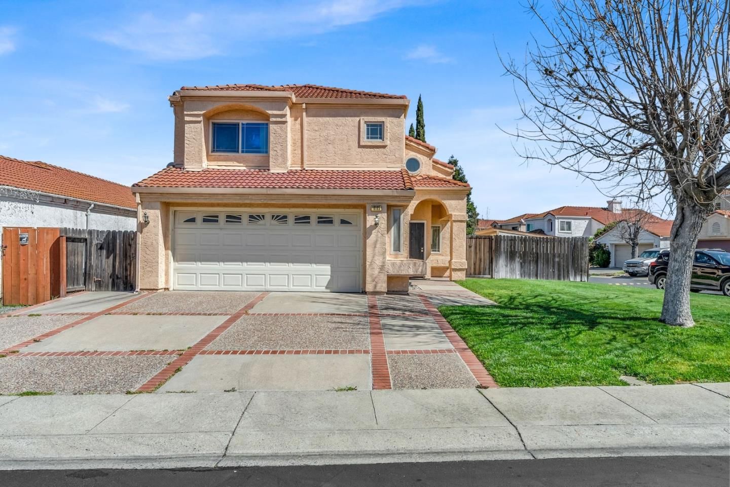 Listing Photo 1