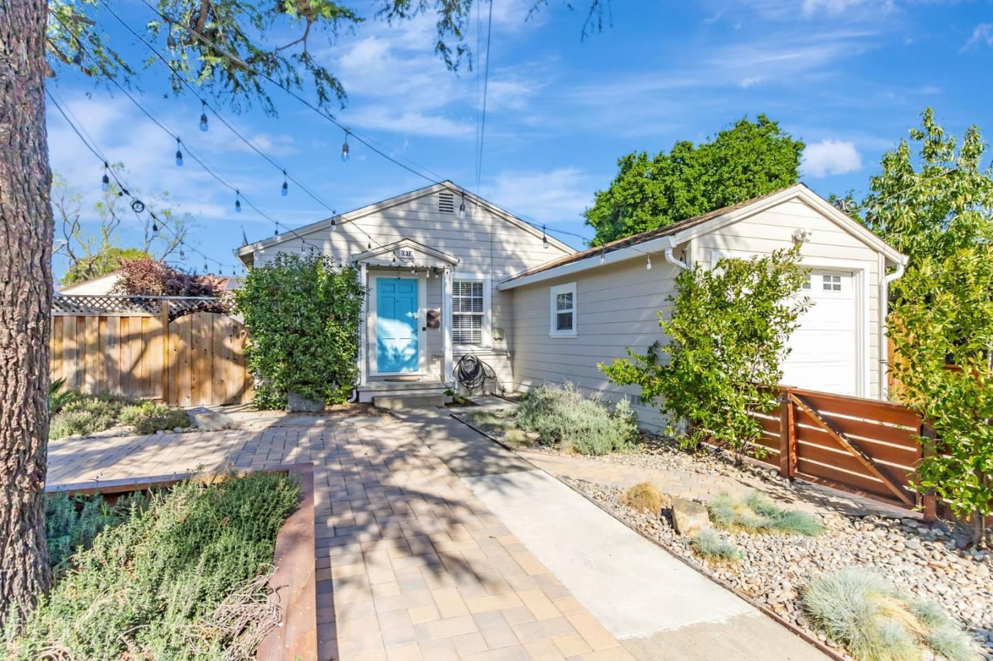 Listing Photo 1