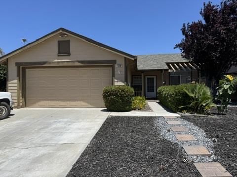 MLS Listing Photo 1