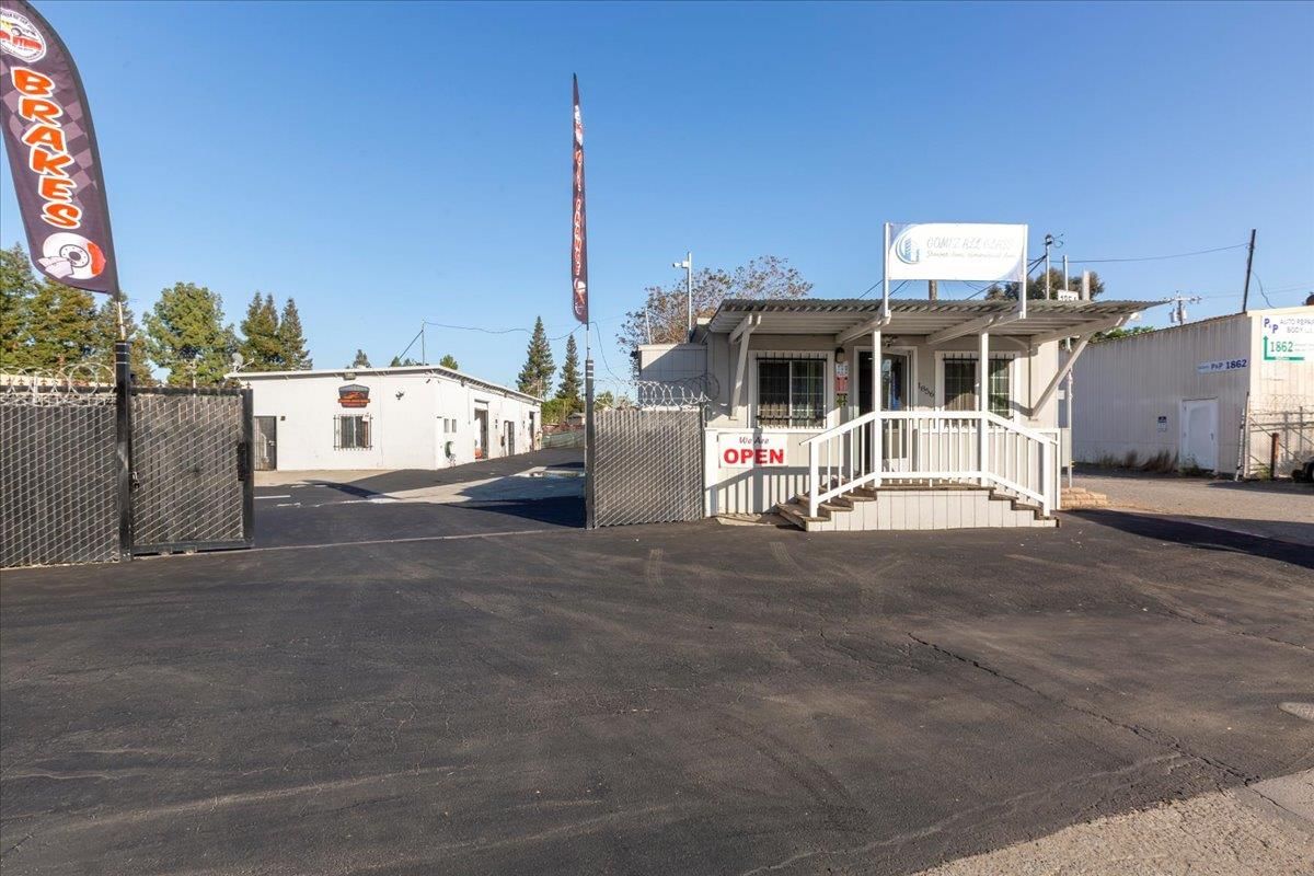 MLS Listing Photo 2