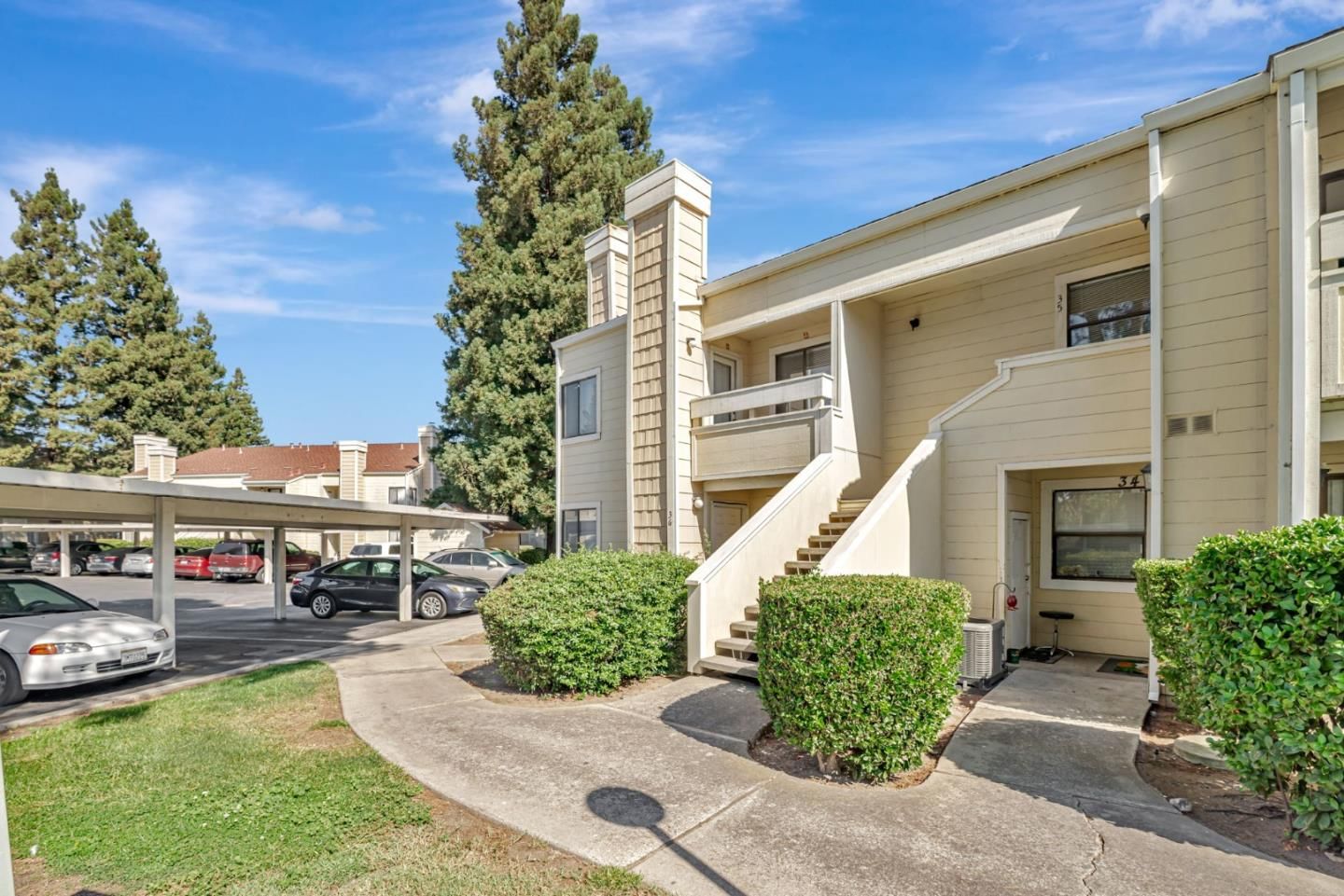 MLS Listing Photo 3