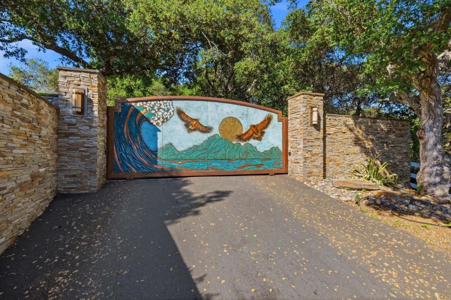Mockingbird Ridge