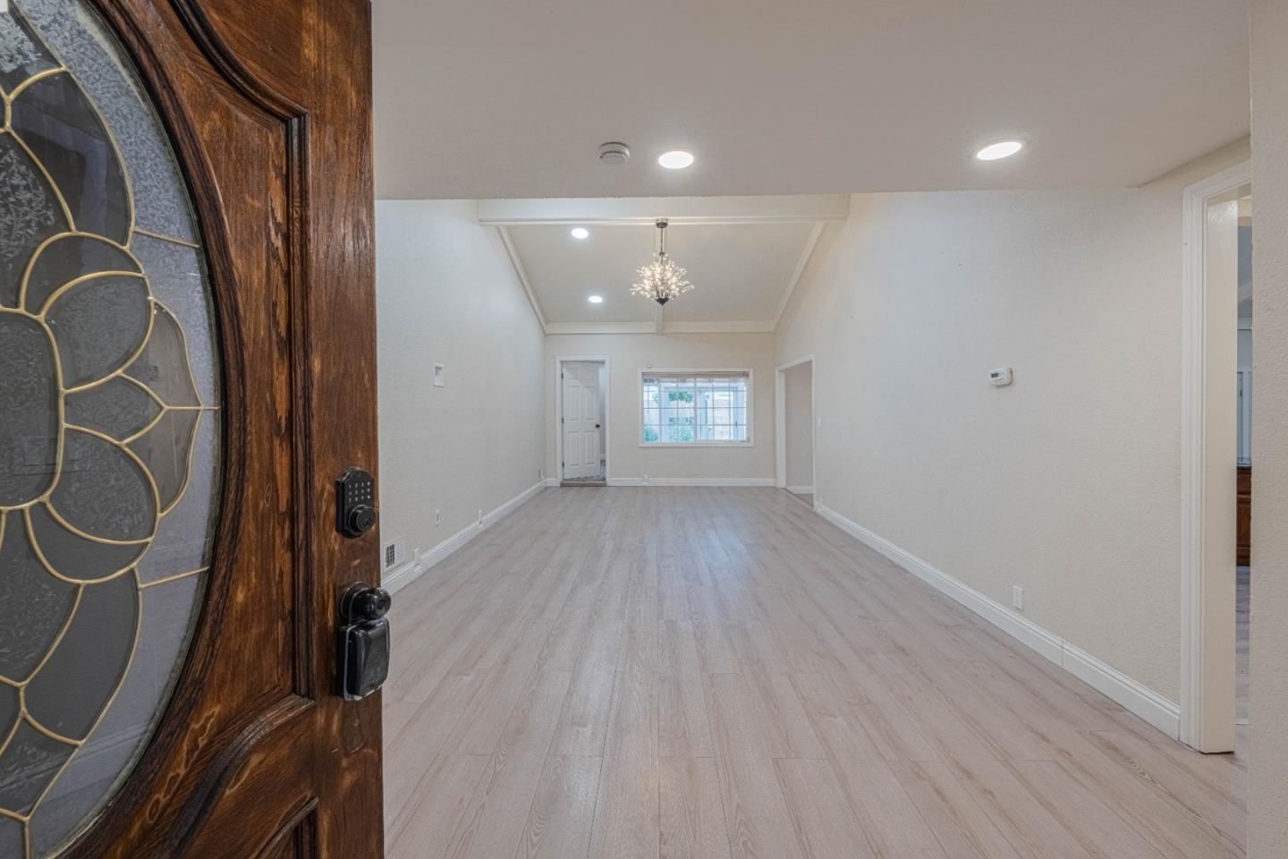 MLS Listing Photo 4