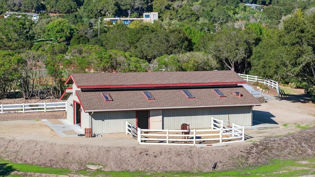 MLS Listing Photo 4
