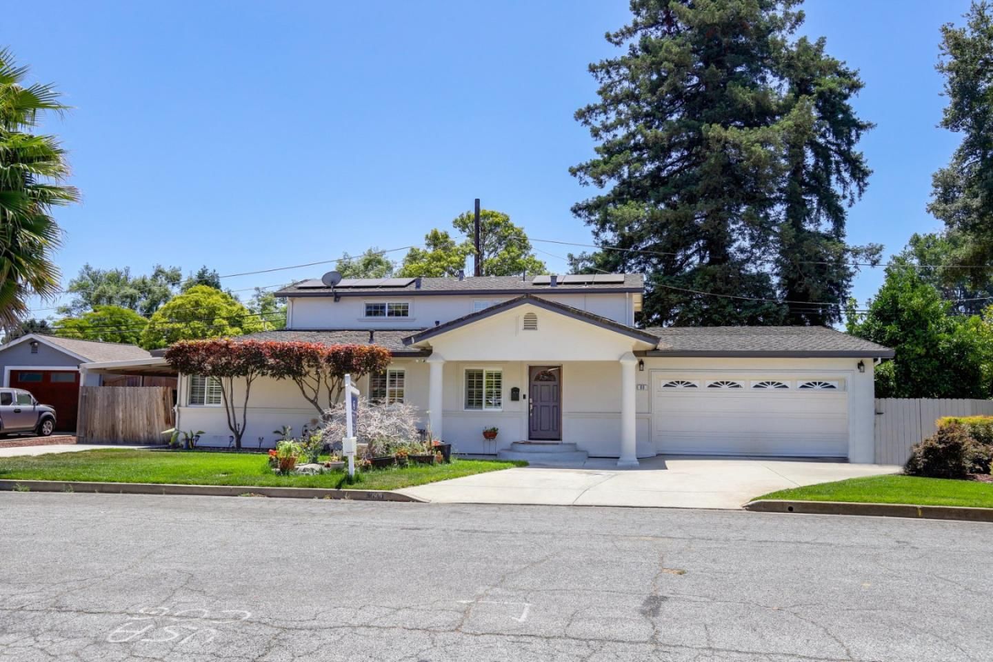 MLS Listing Photo 1