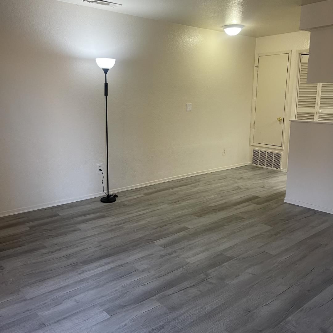 MLS Listing Photo 3