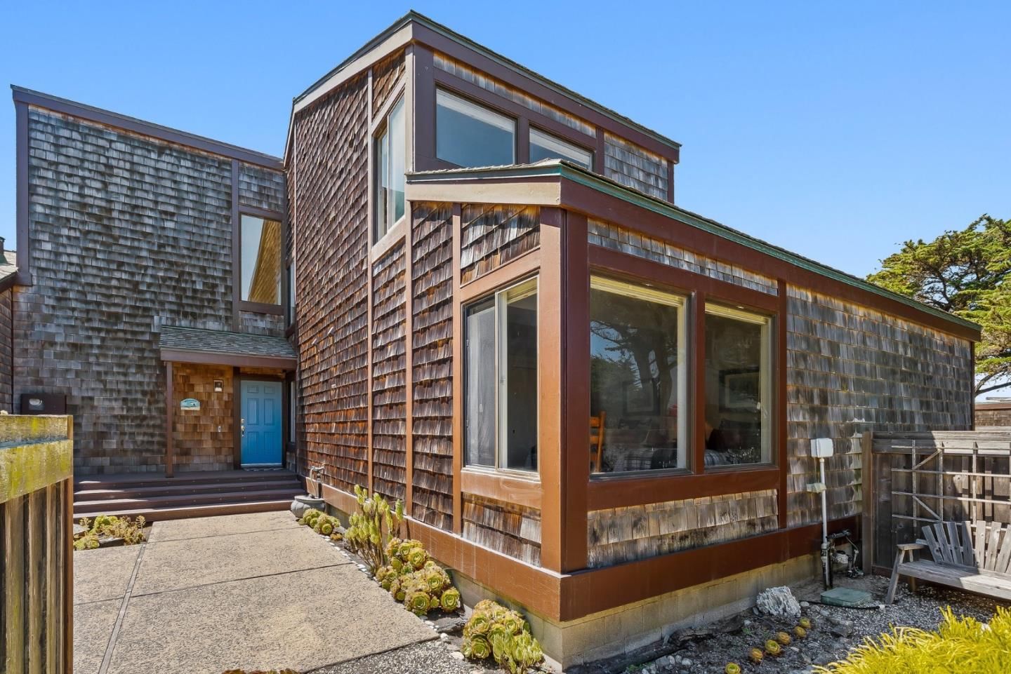 MLS Listing Photo 4