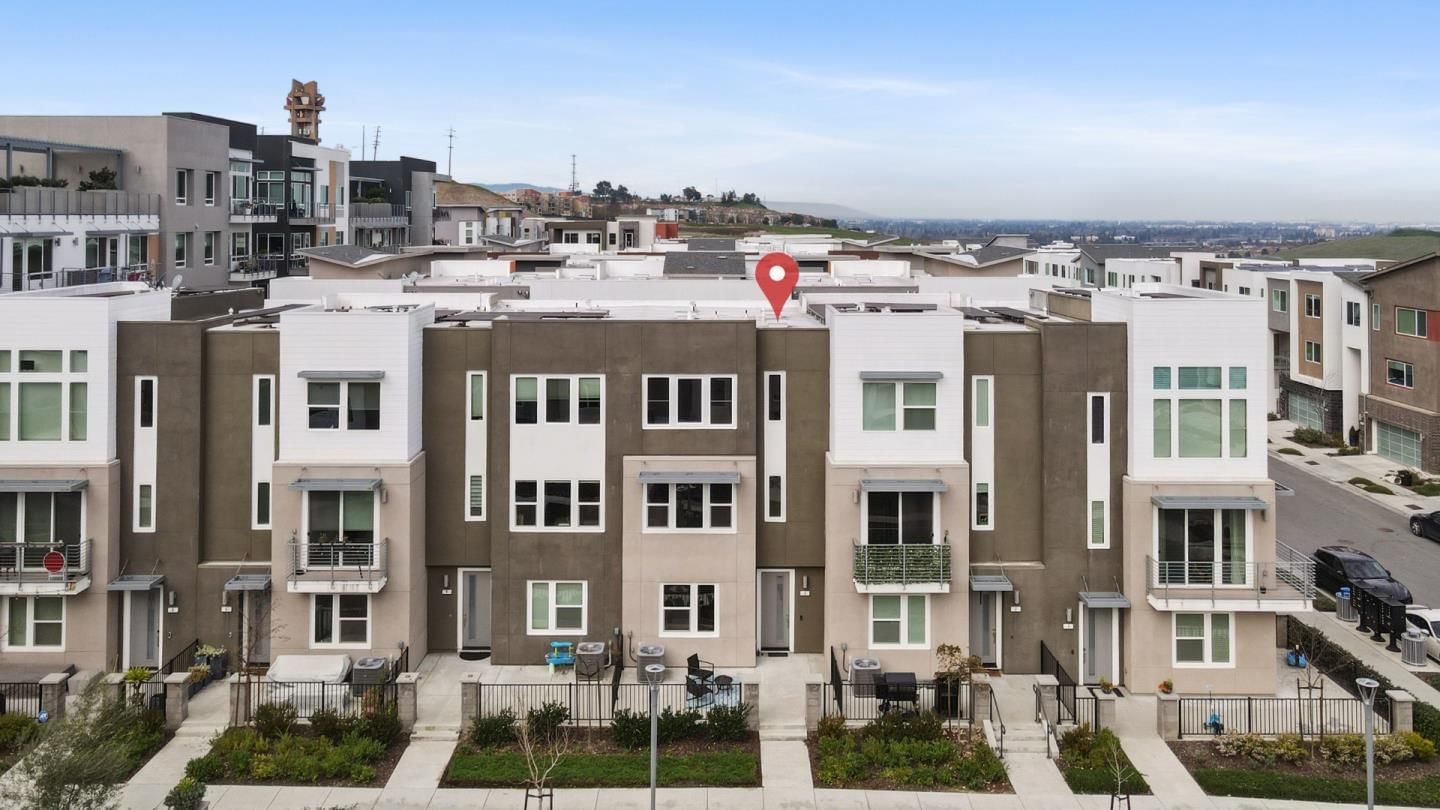 MLS Listing Photo 3
