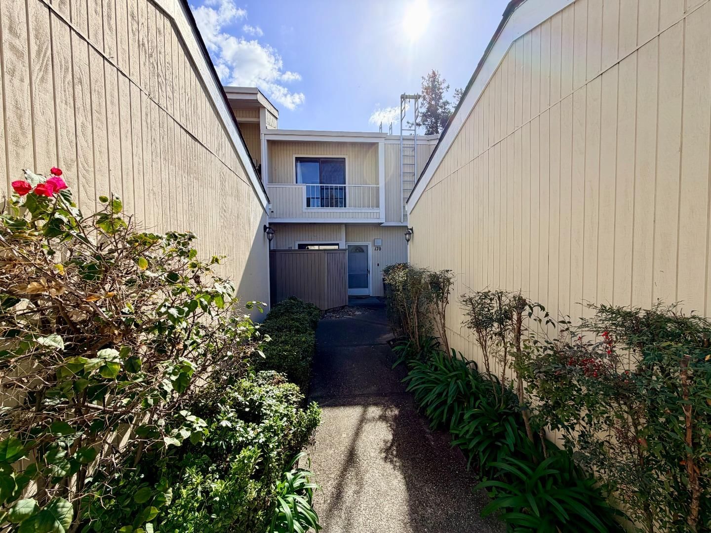 MLS Listing Photo 3
