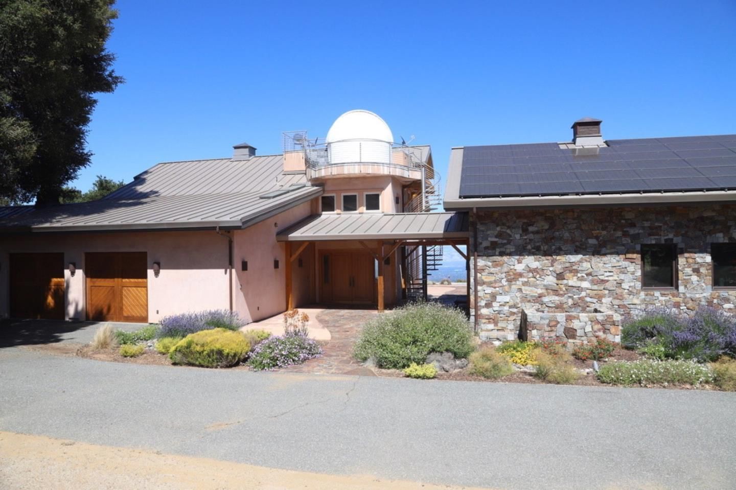 MLS Listing Photo 3