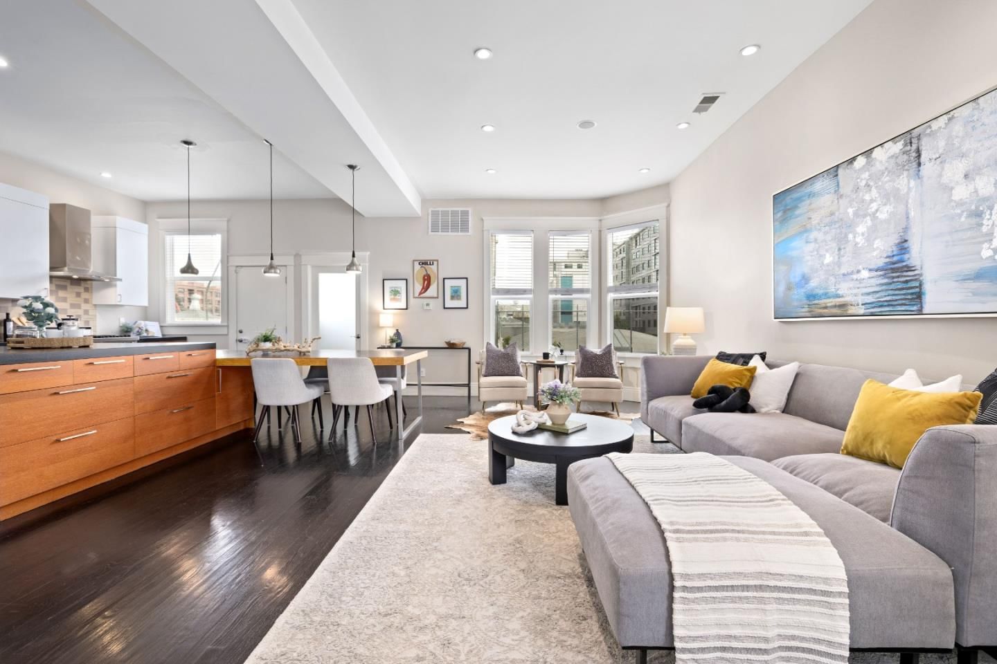 MLS Listing Photo 1