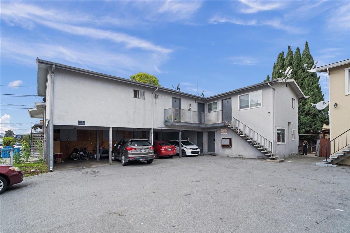 MLS Listing Photo 3