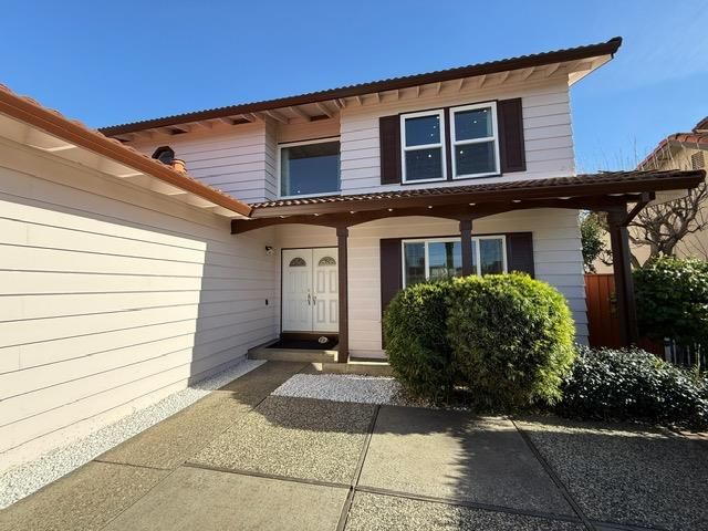 MLS Listing Photo 3