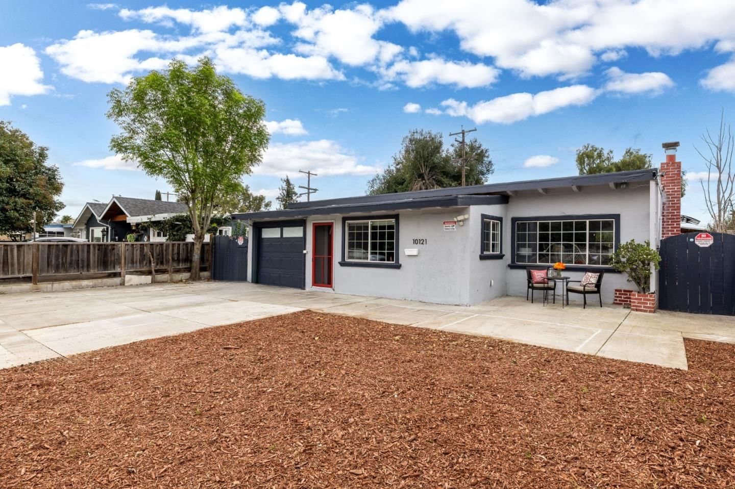 MLS Listing Photo 2