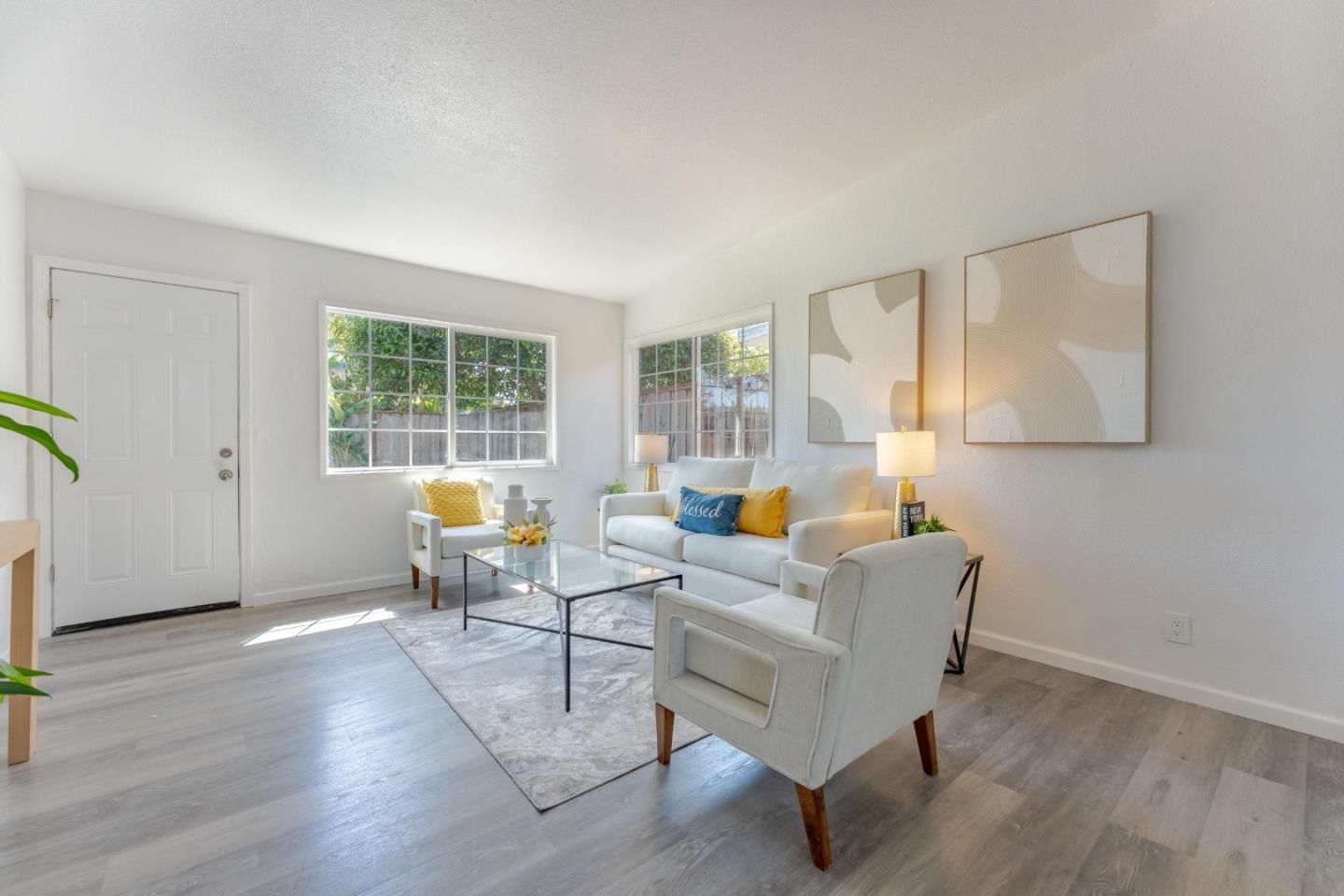 MLS Listing Photo 3