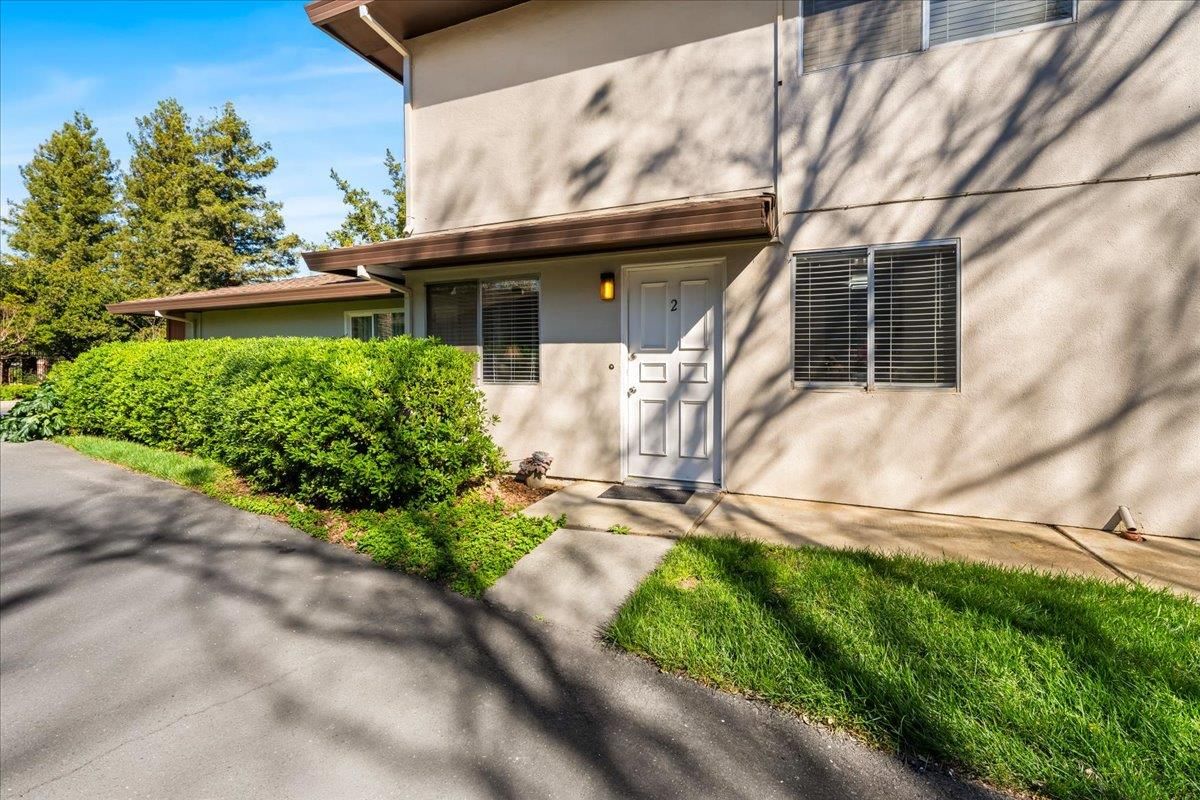MLS Listing Photo 3
