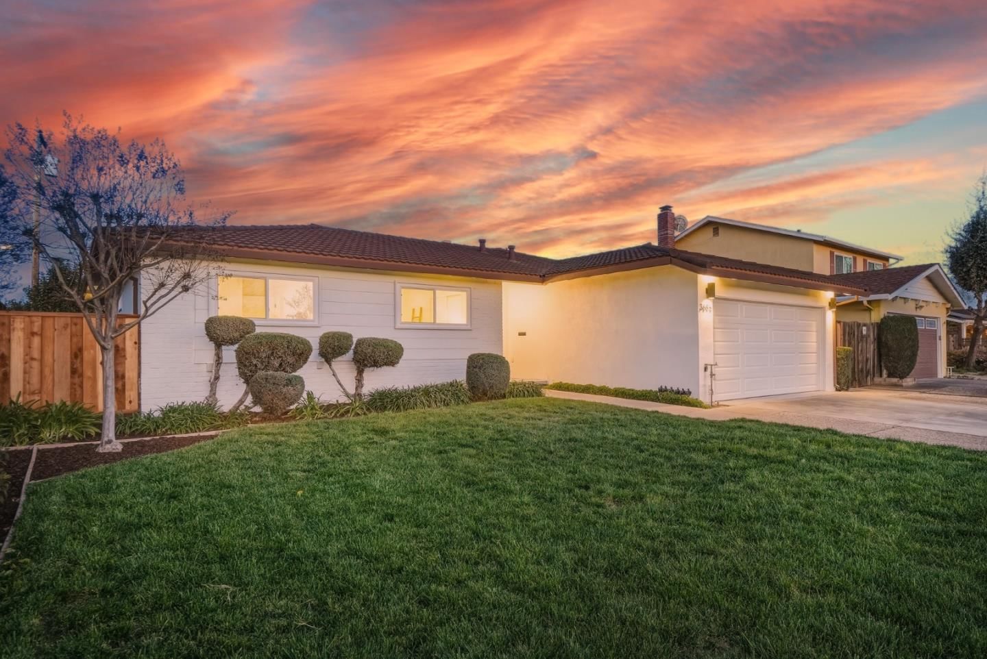 MLS Listing Photo 3