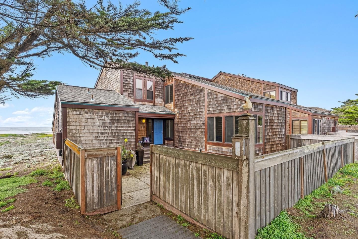 MLS Listing Photo 4