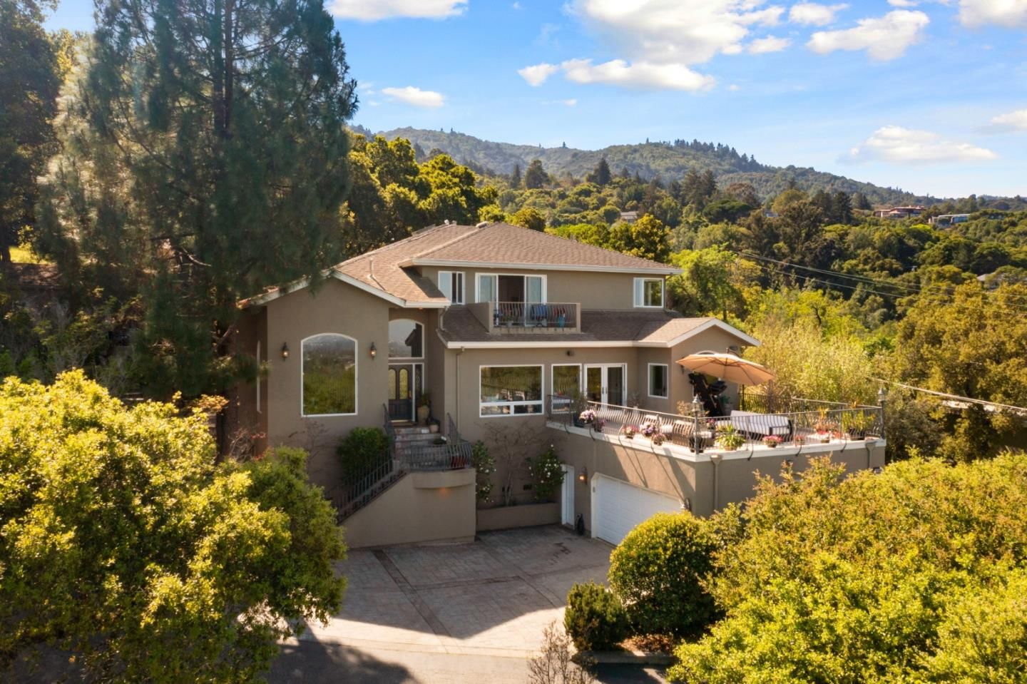 MLS Listing Photo 3
