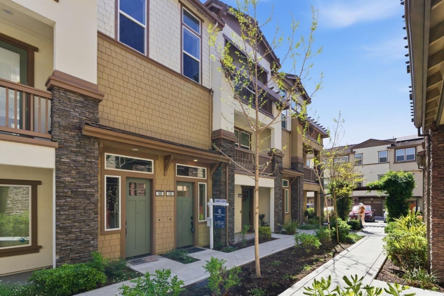 MLS Listing Photo 1