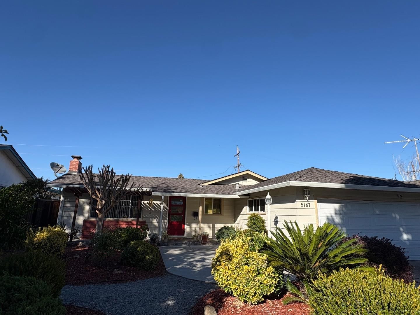 Listing Photo 1